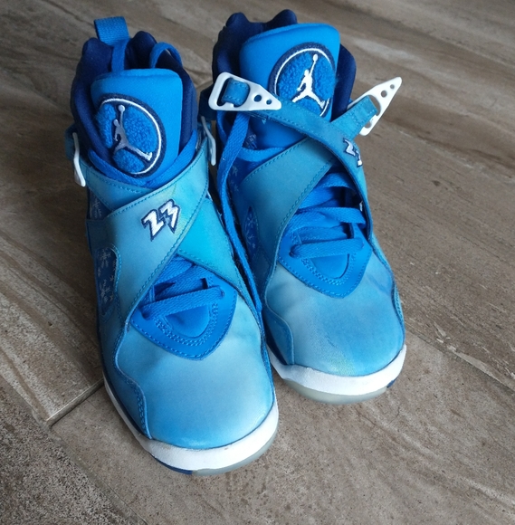 Boys Nike Air Jordan 8 retro GS snowflake - Picture 4 of 9